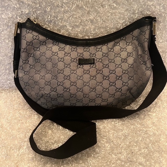 Gucci Navy GG Canvas Web Round Messenger Hobo Bag. - Picture 1 of 14